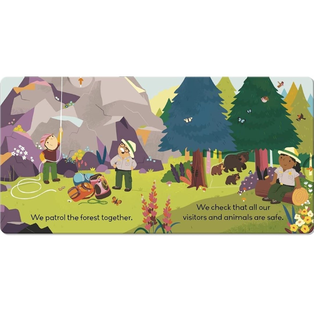 Little World: In the Forest : A push-and-pull adventure - Wah Books